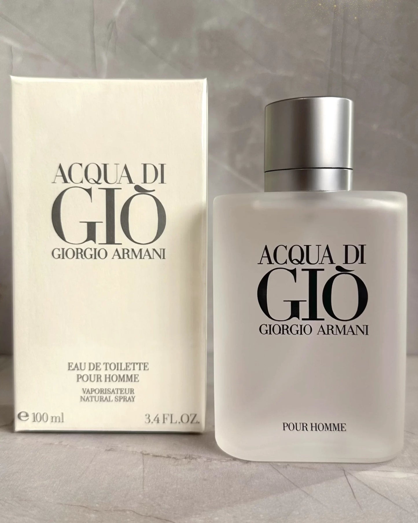 Compra 3 camisetas  y llévate 1 perfume masculino + dispensador de perfume GRATIS